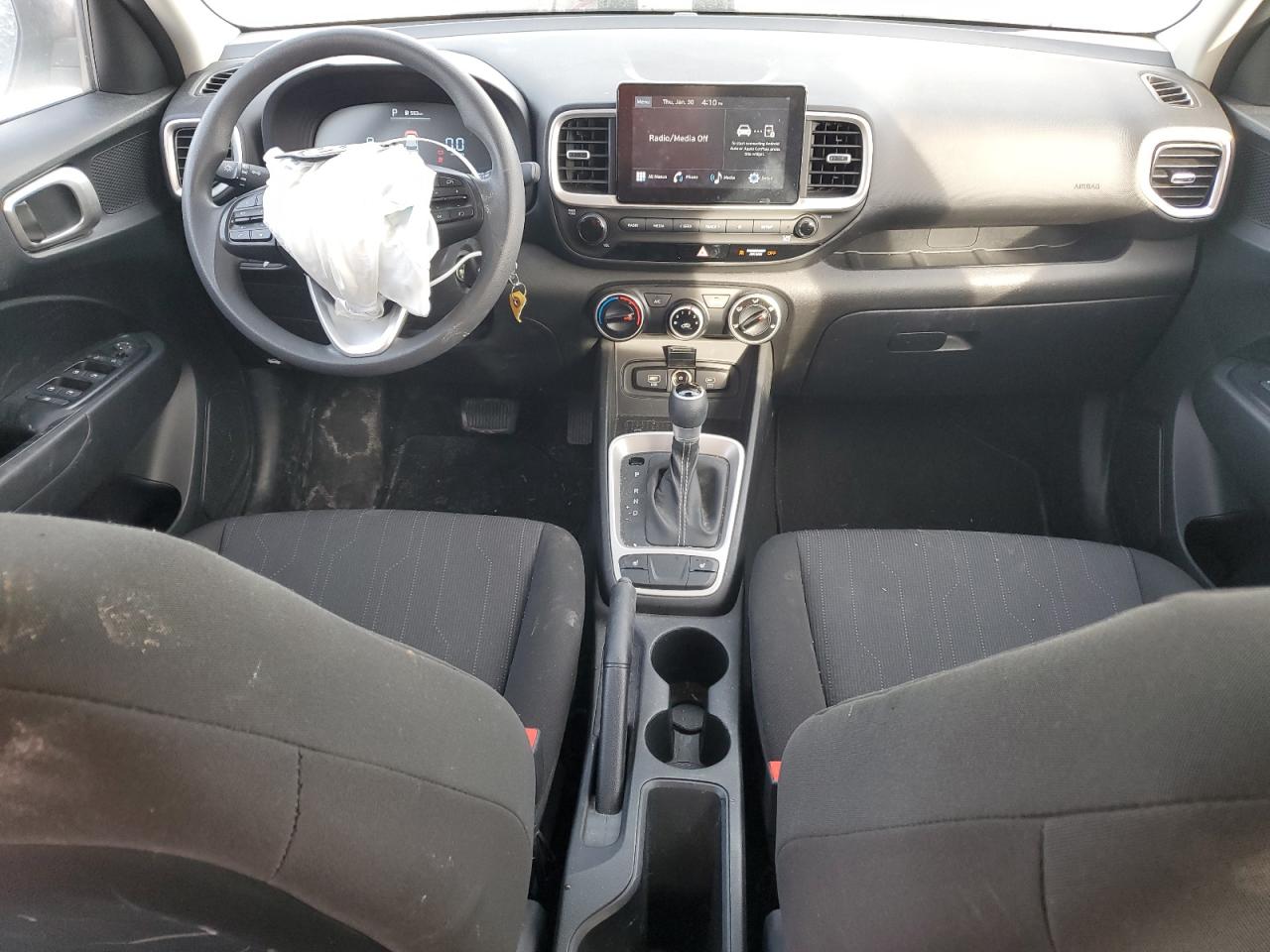 2023 Hyundai Venue - Image 8