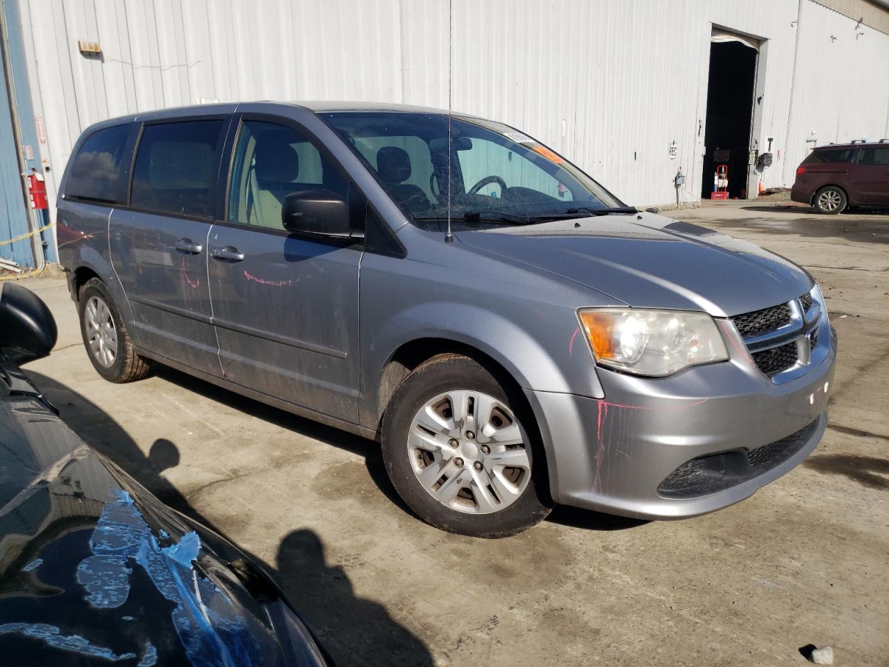 2013 Dodge Caravan - Image 4