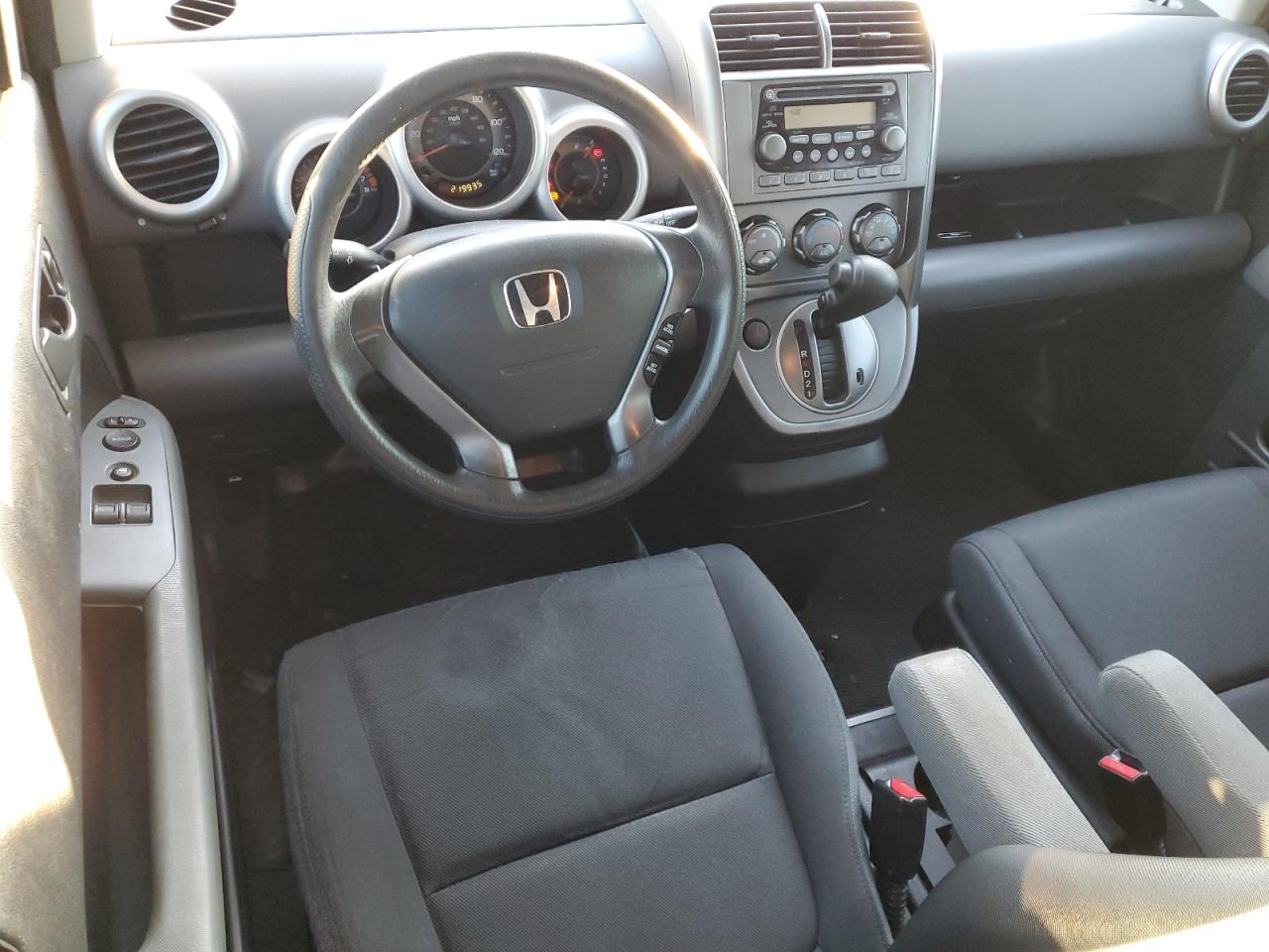 2005 Honda Element - Image 8