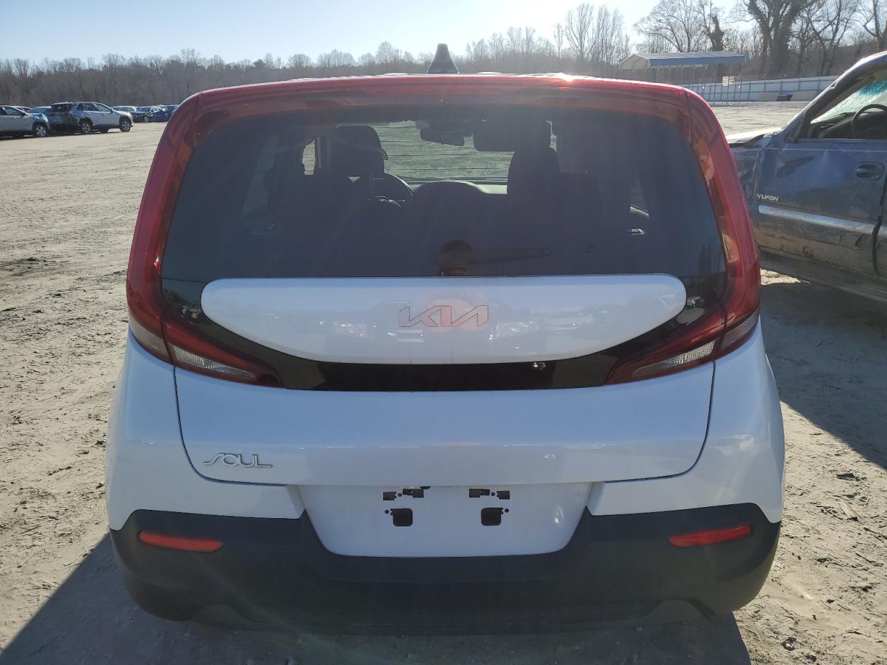 2022 Kia Soul - Image 6