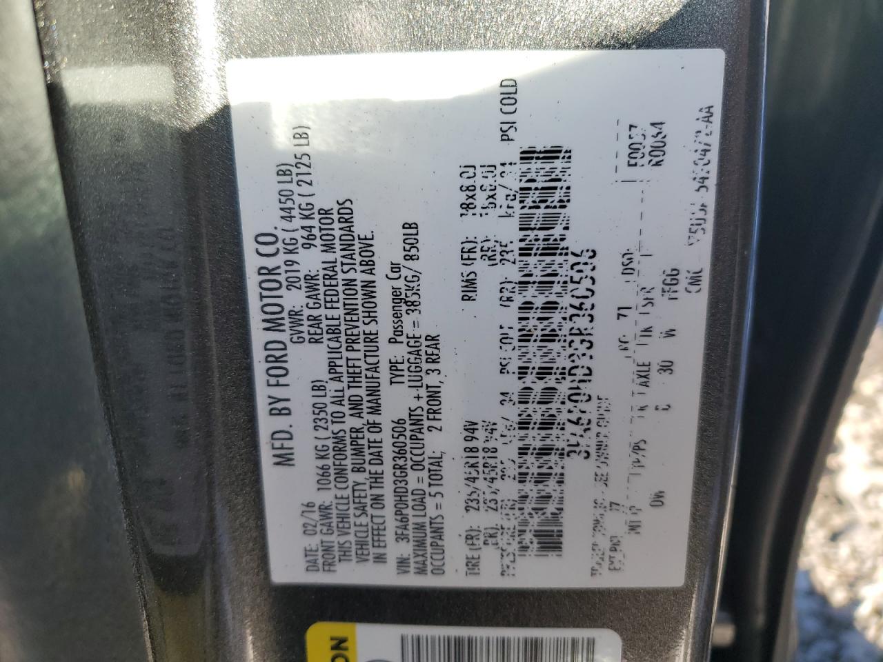 2016 Ford Fusion - Image 12