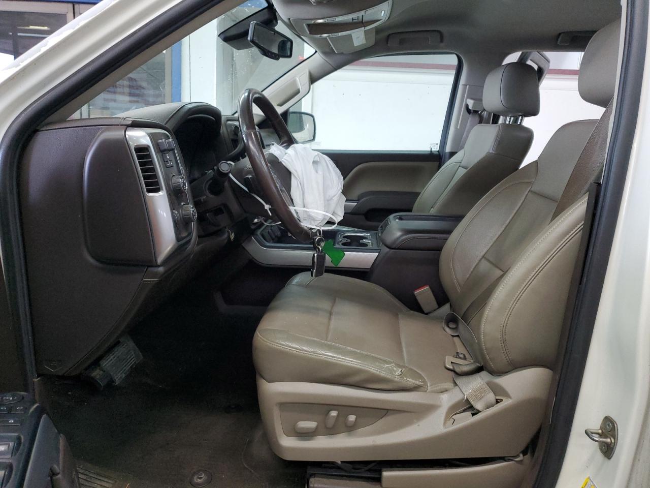 2014 Chevrolet Silverado - Image 7