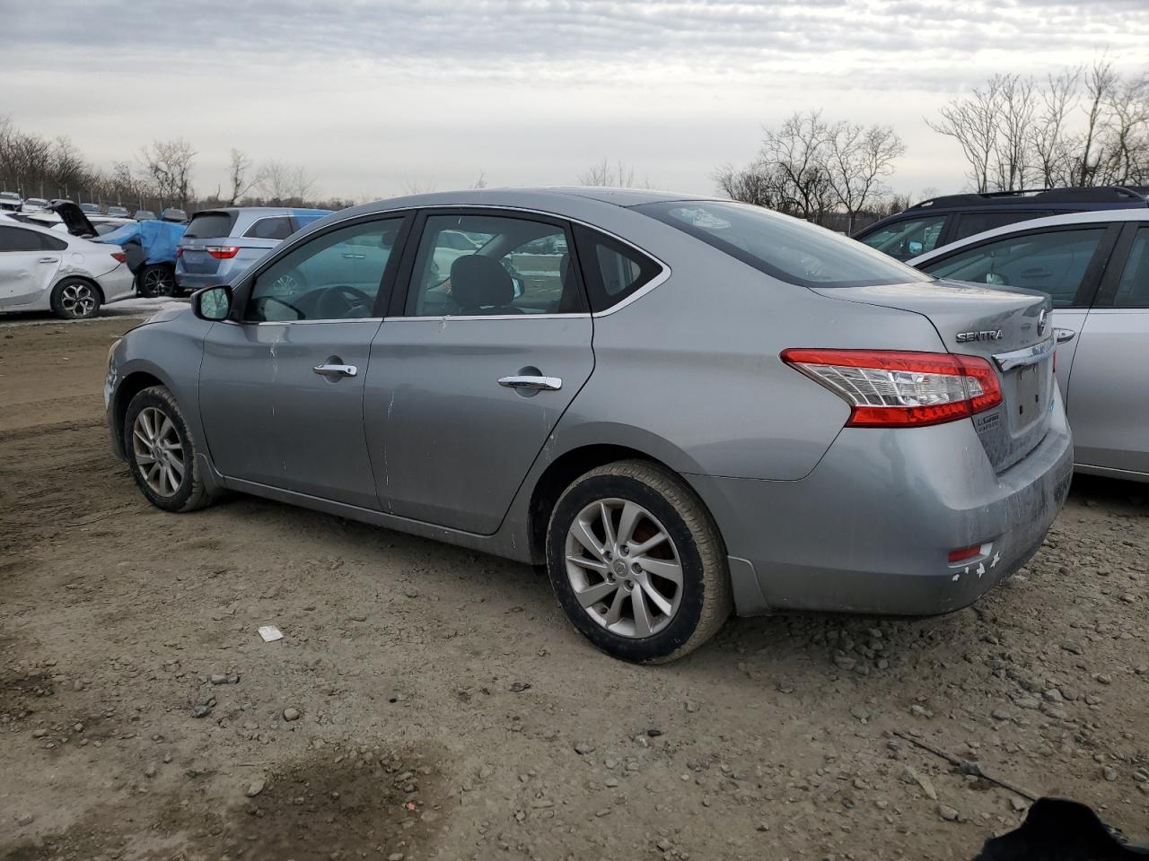 2013 Nissan Sentra - Image 2