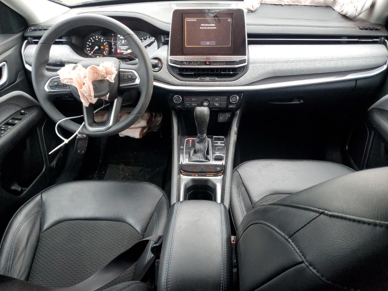 2022 Jeep Compass - Image 8
