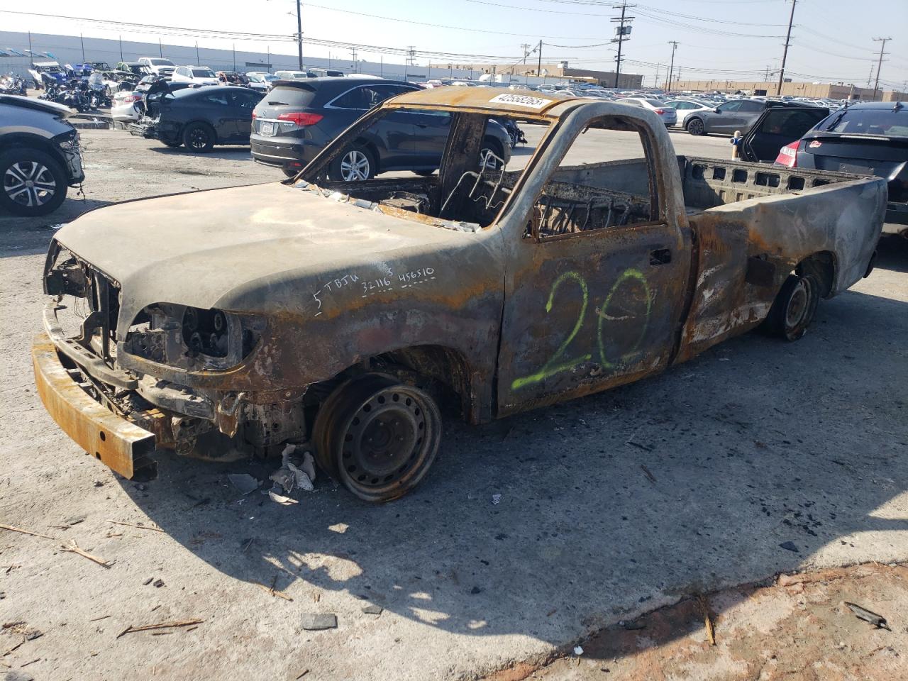 2006 Toyota Tundra na sprzedaż w Sun Valley, CA - Burn