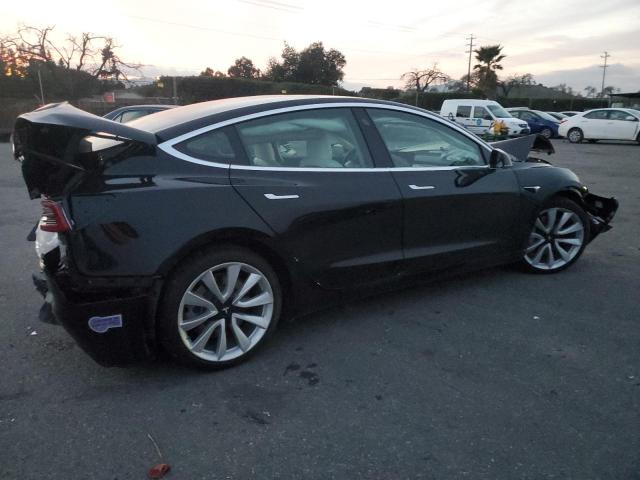  TESLA MODEL 3 2019 Черный