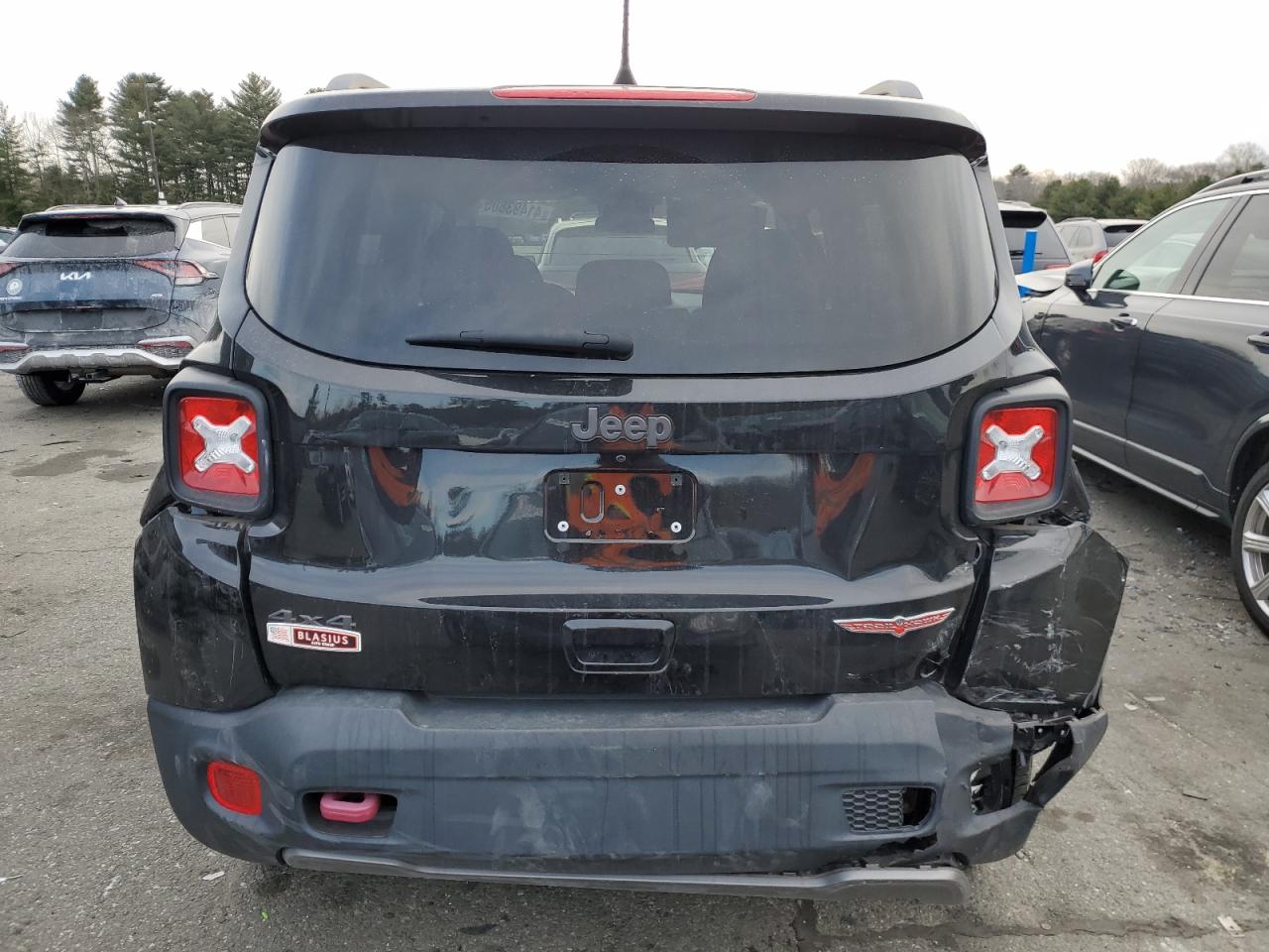 2019 Jeep Renegade - Image 6