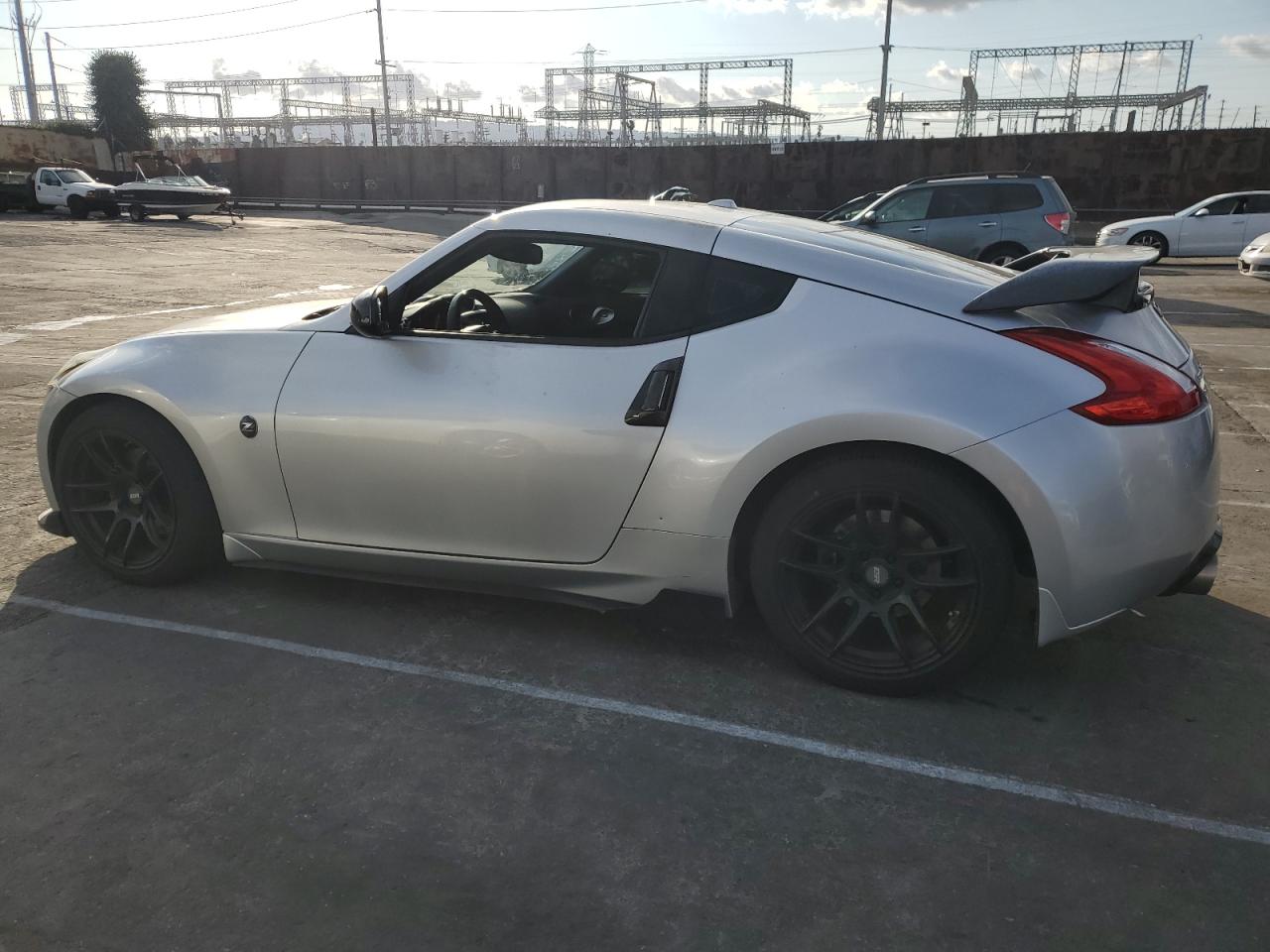 2012 Nissan 370Z - Image 2