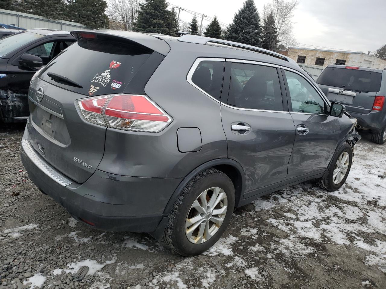 VIN KNMAT2MV1FP523069 2015 NISSAN ROGUE no.3