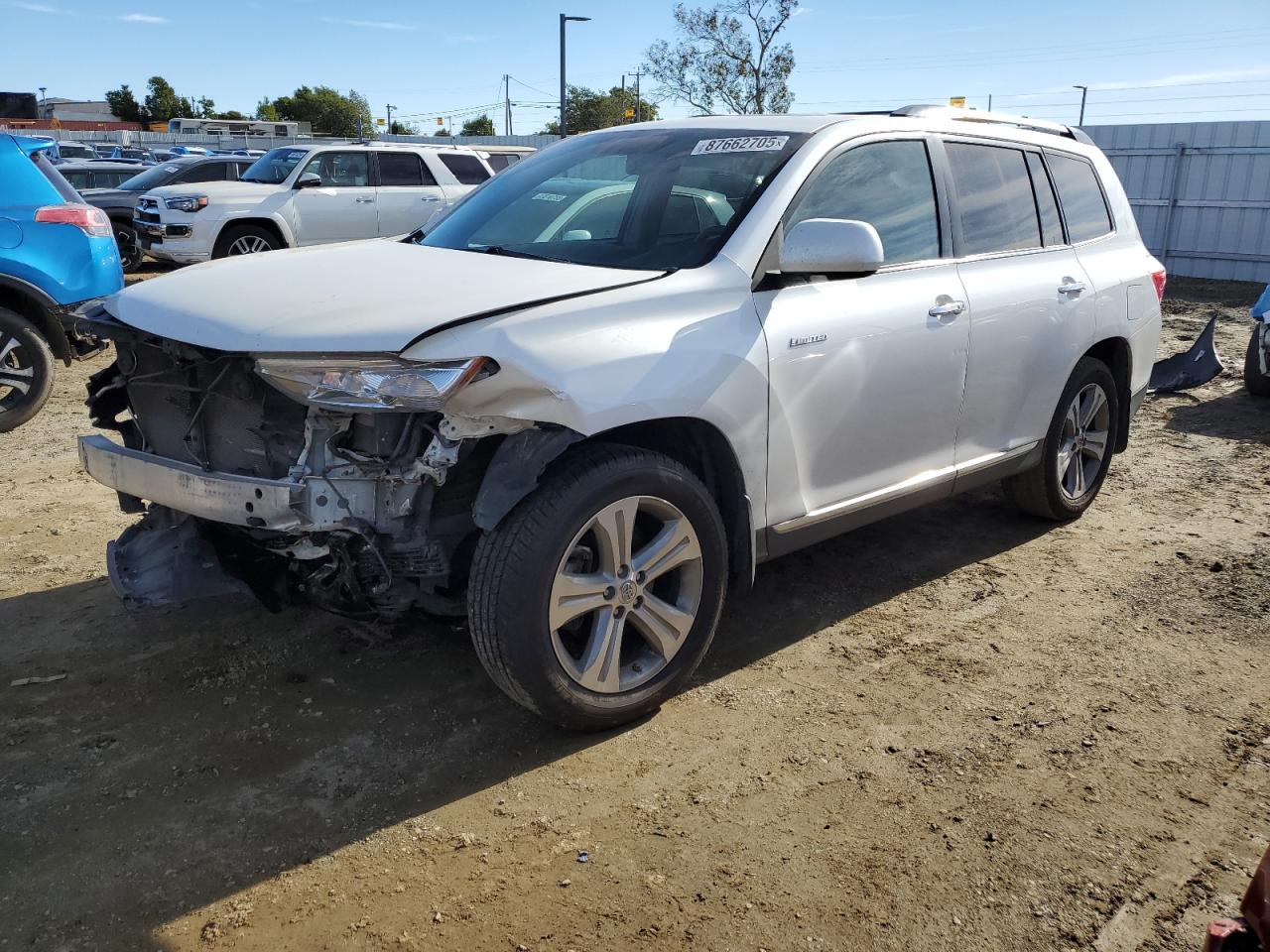 2013 TOYOTA HIGHLANDER