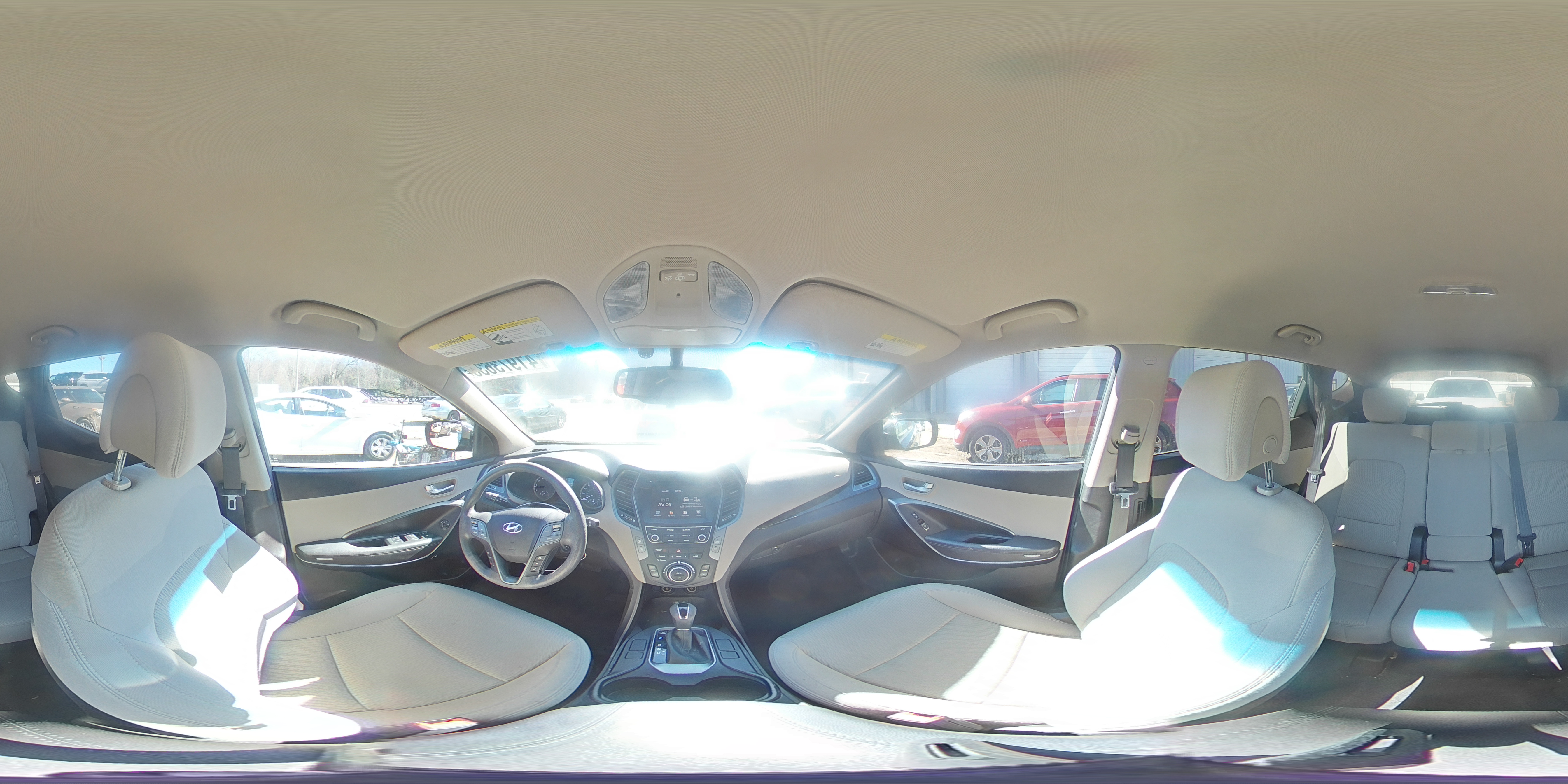 2017 Hyundai Santa Fe - Image 12