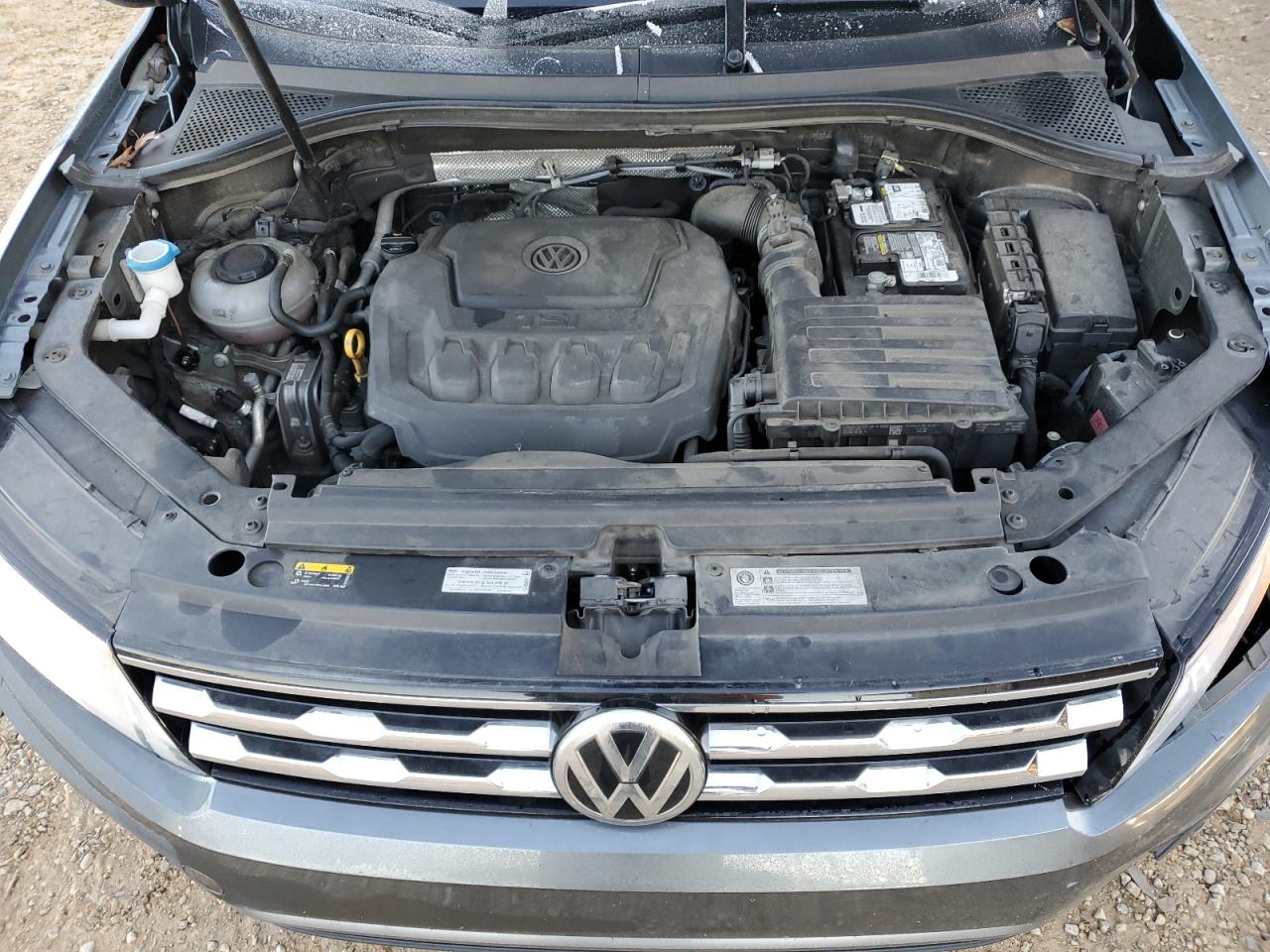 2018 Volkswagen Tiguan - Image 11