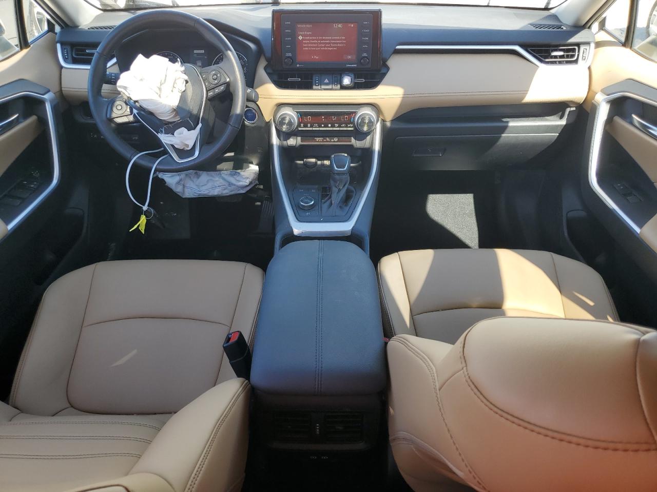 2022 Toyota RAV 4 - Image 8