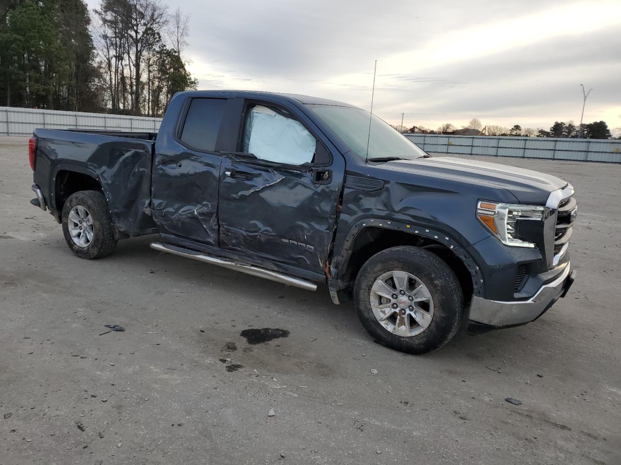 2021 GMC Sierra - Image 4