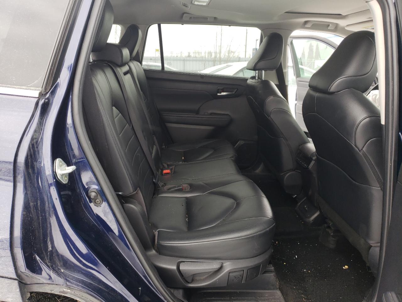 2022 Toyota Highlander Xle VIN: 5TDGZRBH7NS560159 Lot: 89290185