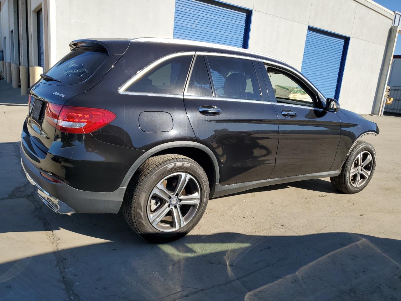 2016 Mercedes-Benz GLC - Image 3