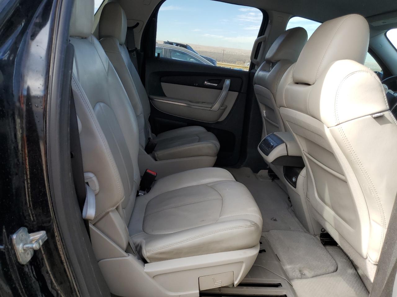 2012 GMC Acadia - Image 11