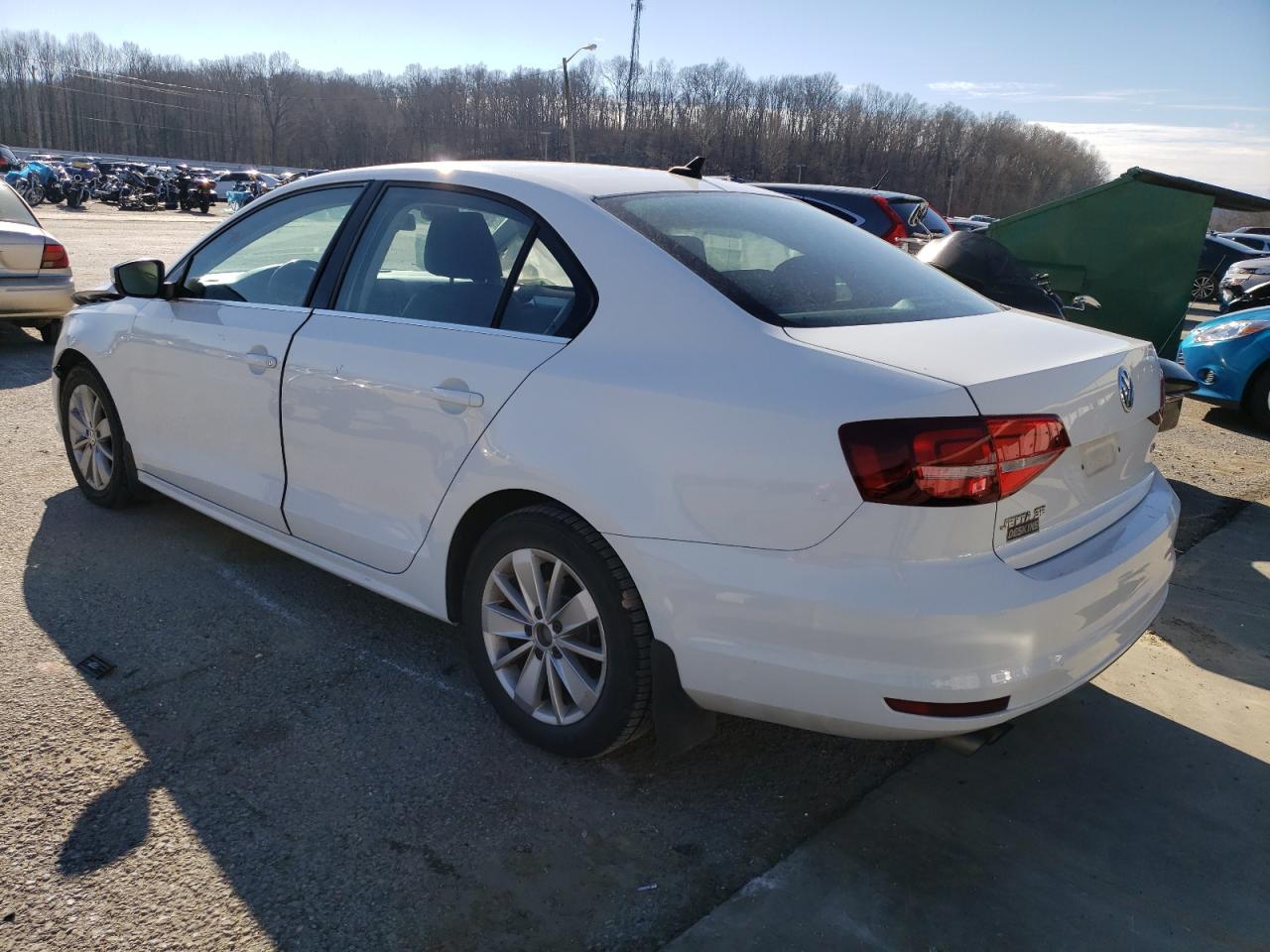 2016 Volkswagen Jetta - Image 2