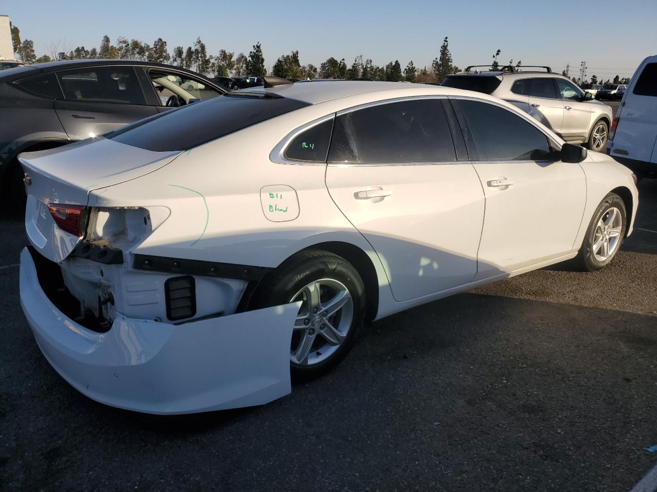 2020 Chevrolet Malibu - Image 3