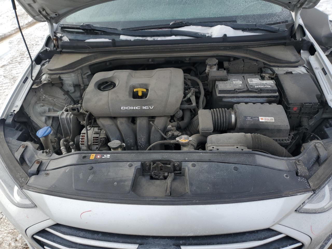 2017 Hyundai Elantra - Image 12