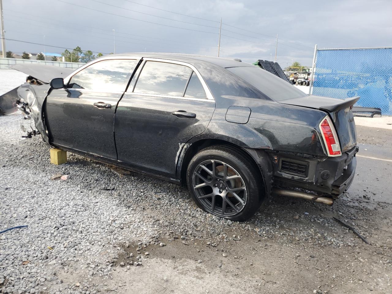 VIN 2C3CCAET3EH228806 2014 CHRYSLER 300 no.2