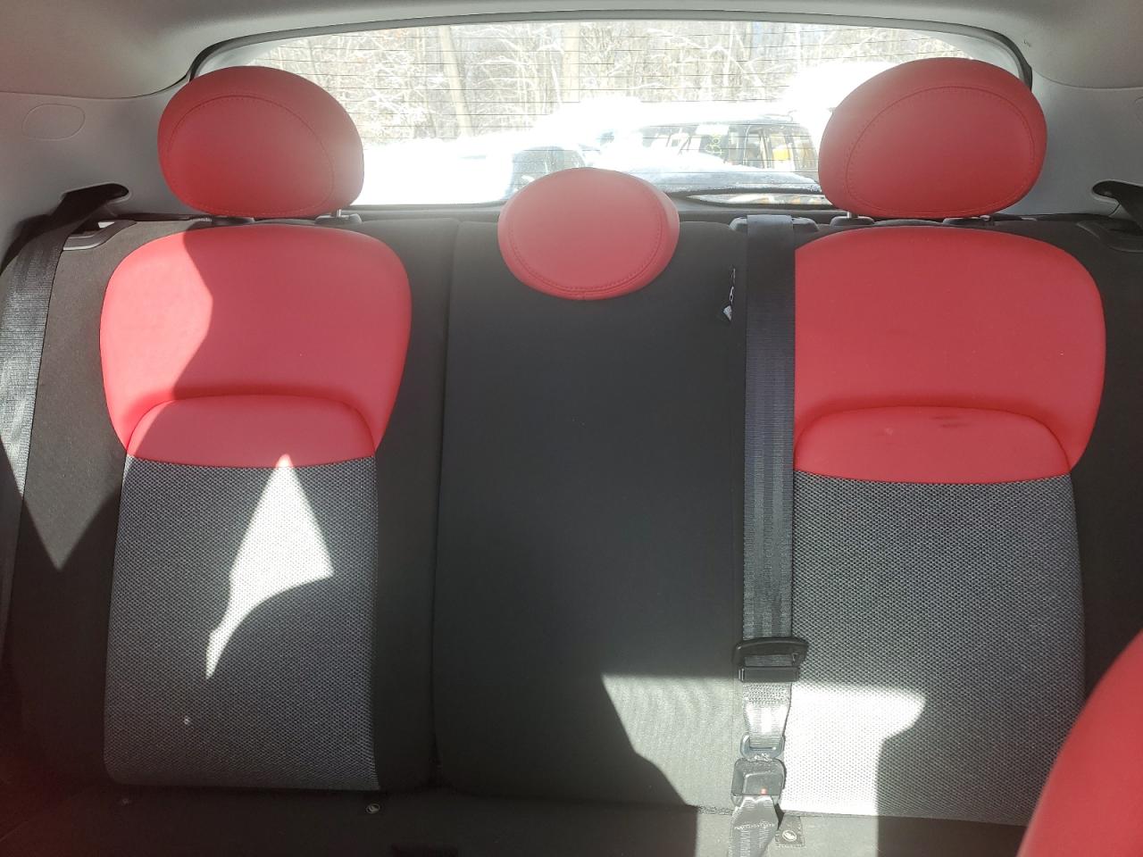 2016 Fiat 500 - Image 10
