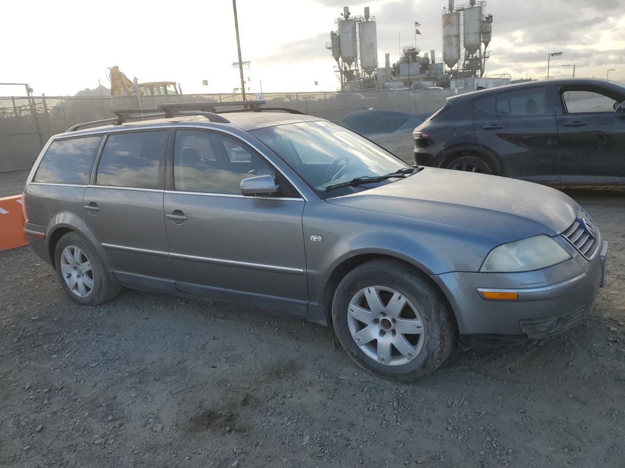 2002 Volkswagen Passat - Image 4