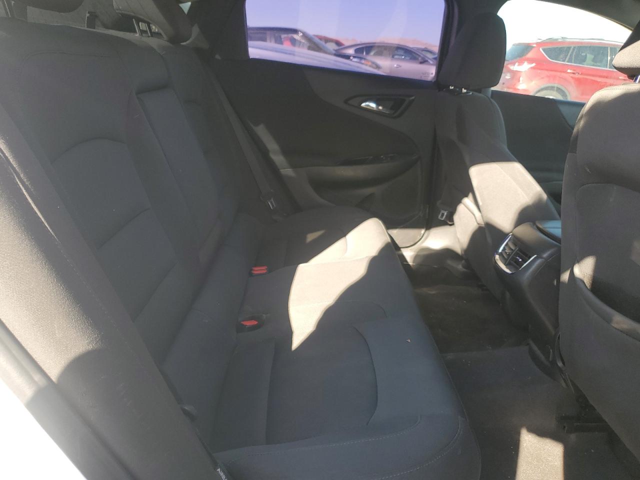 2016 Chevrolet Malibu - Image 10