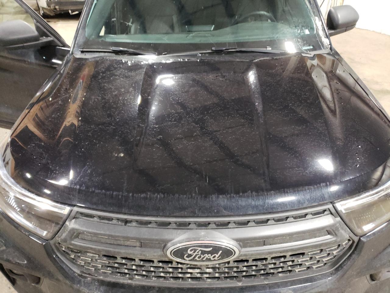 2023 Ford Explorer - Image 14