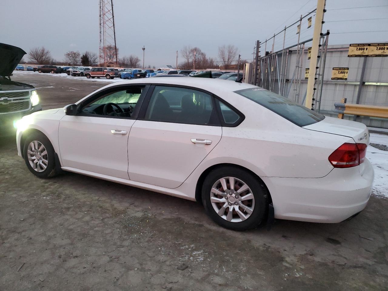 VIN 1VWAT7A39EC060696 2014 VOLKSWAGEN PASSAT no.2