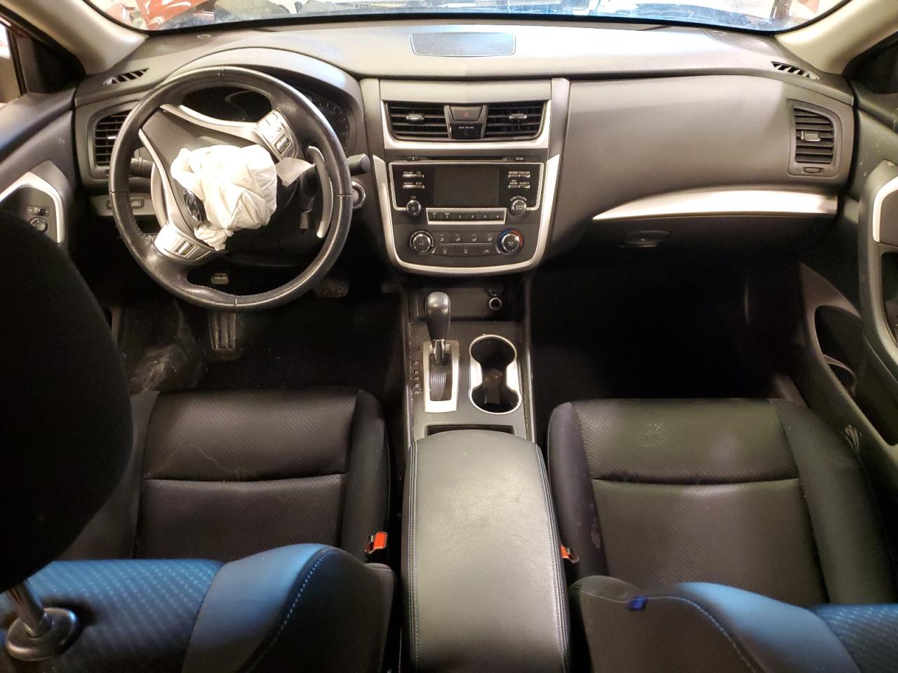 2017 Nissan Altima - Image 8