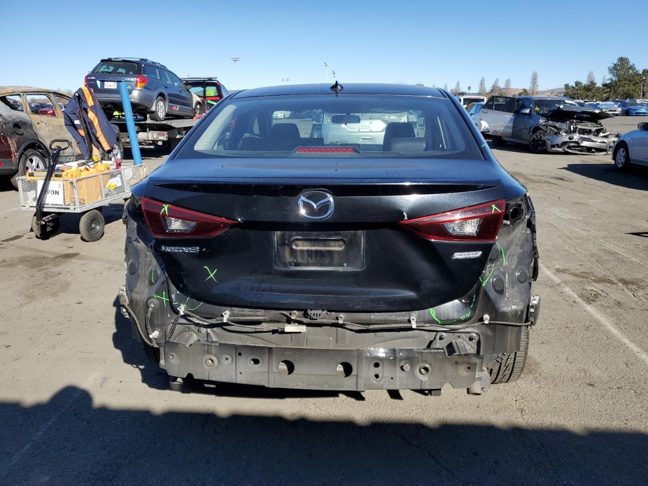 2015 Mazda 3 Touring VIN: JM1BM1V34F1218760 Lot: 41839005