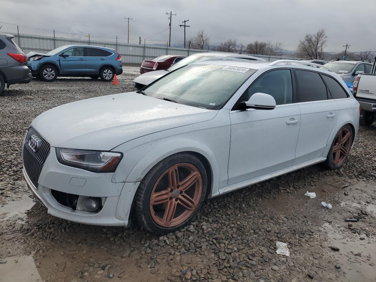 VIN WA1UFAFL1FA105098 2015 AUDI A4 no.1