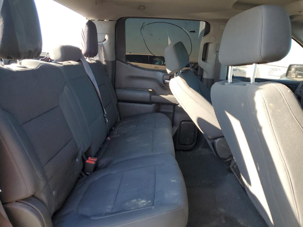 2022 Chevrolet Silverado - Image 10