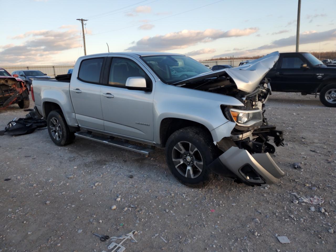 2017 Chevrolet Colorado - Image 4