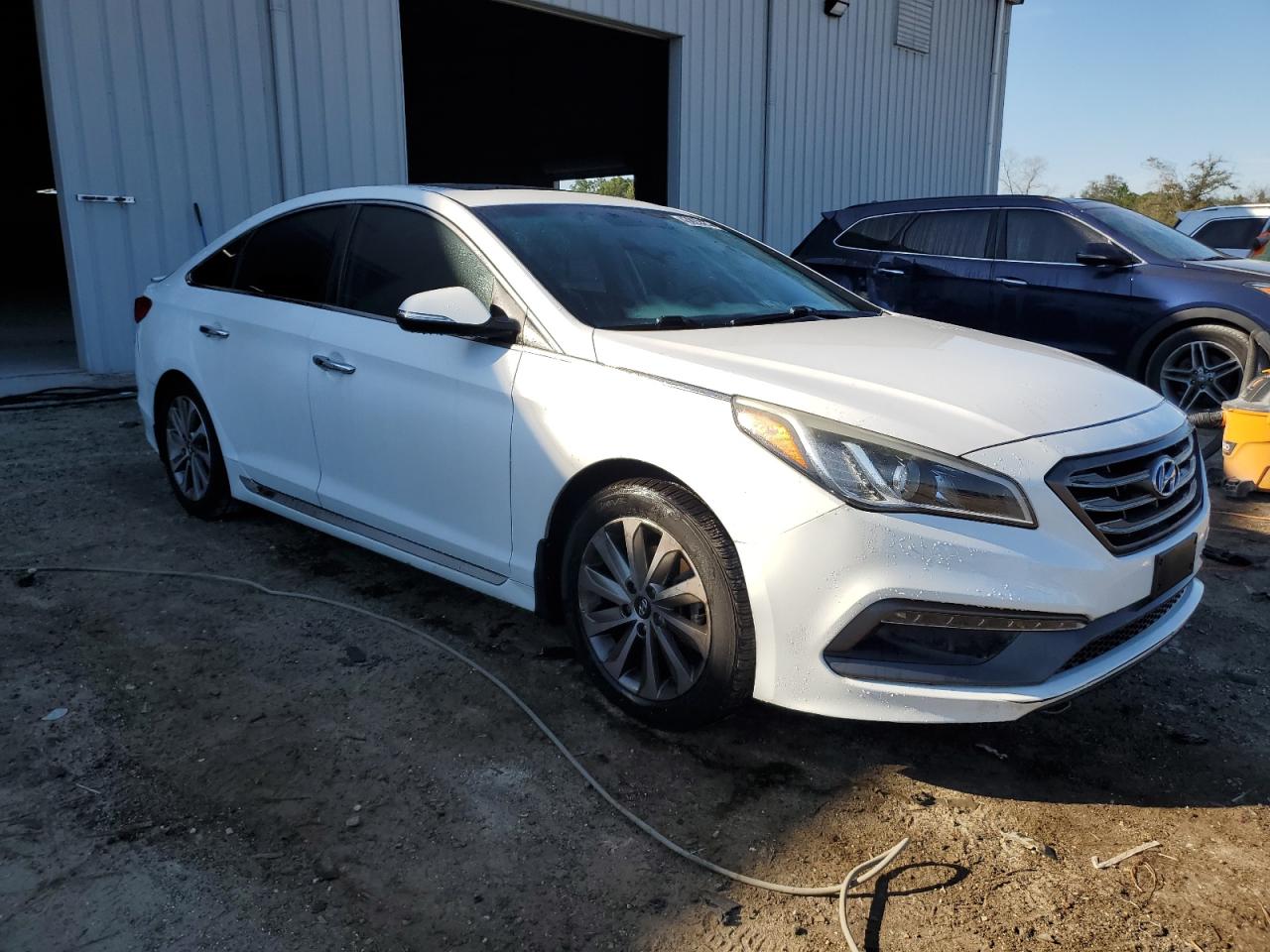 2016 Hyundai Sonata - Image 4