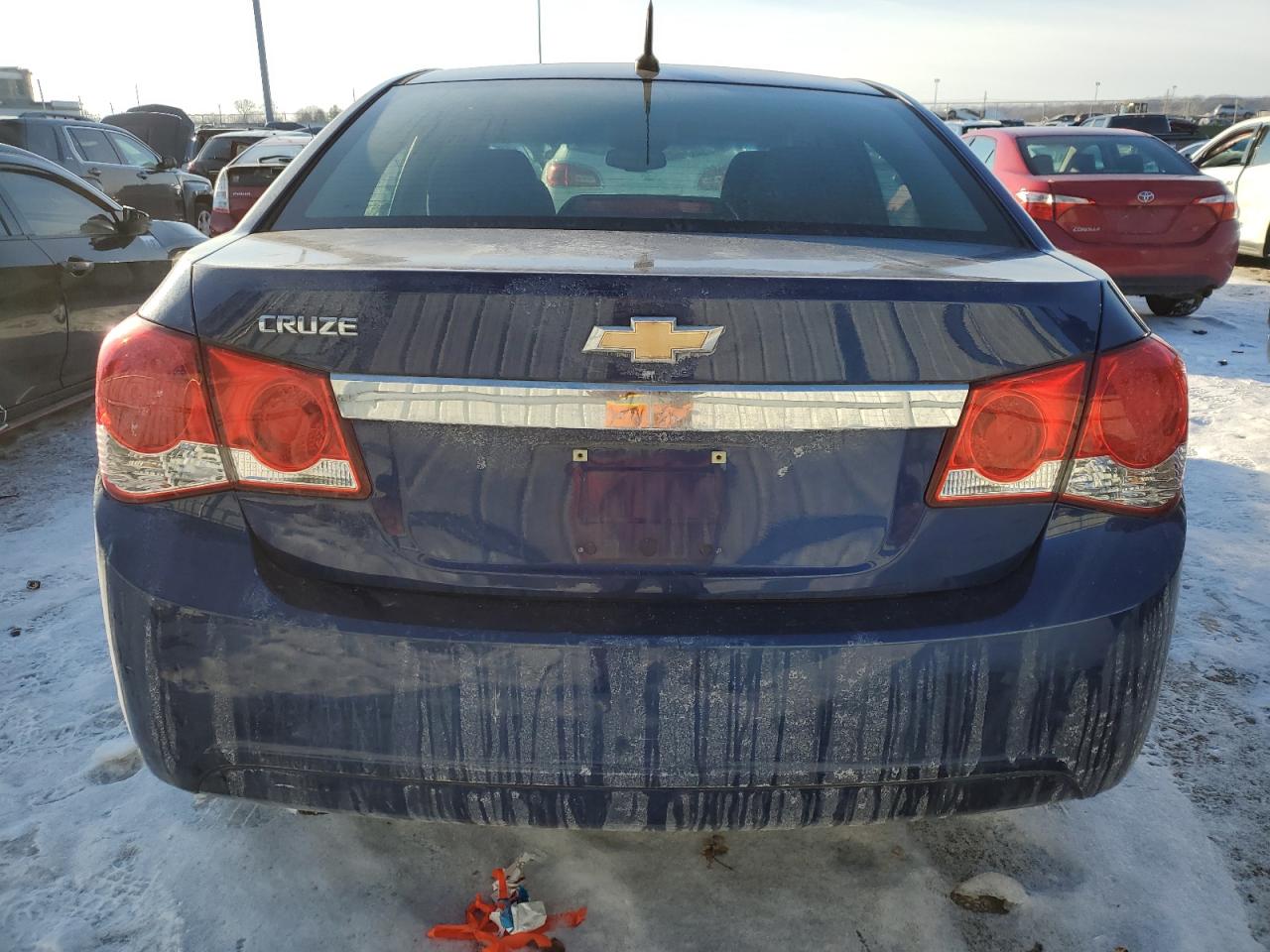 2013 Chevrolet Cruze - Image 6