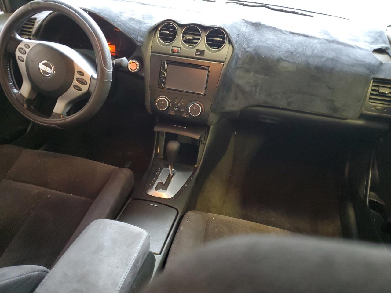 2009 Nissan Altima - Image 8