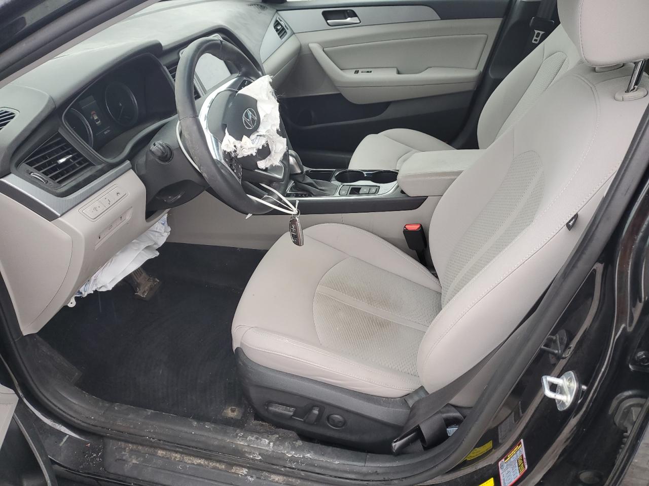 2018 Hyundai Sonata - Image 7