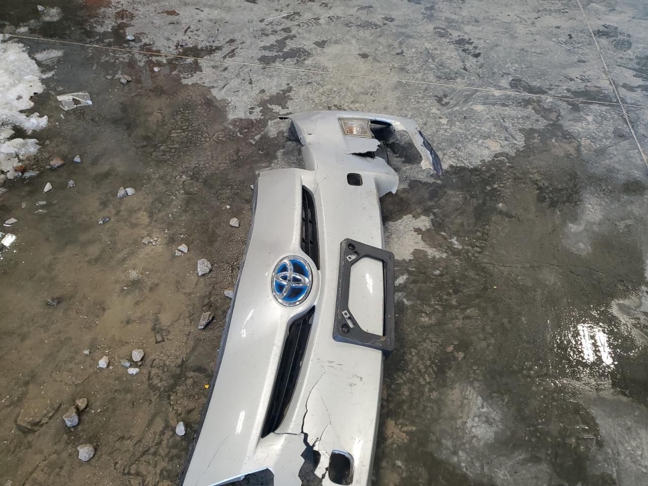 2010 Toyota Prius - Image 13