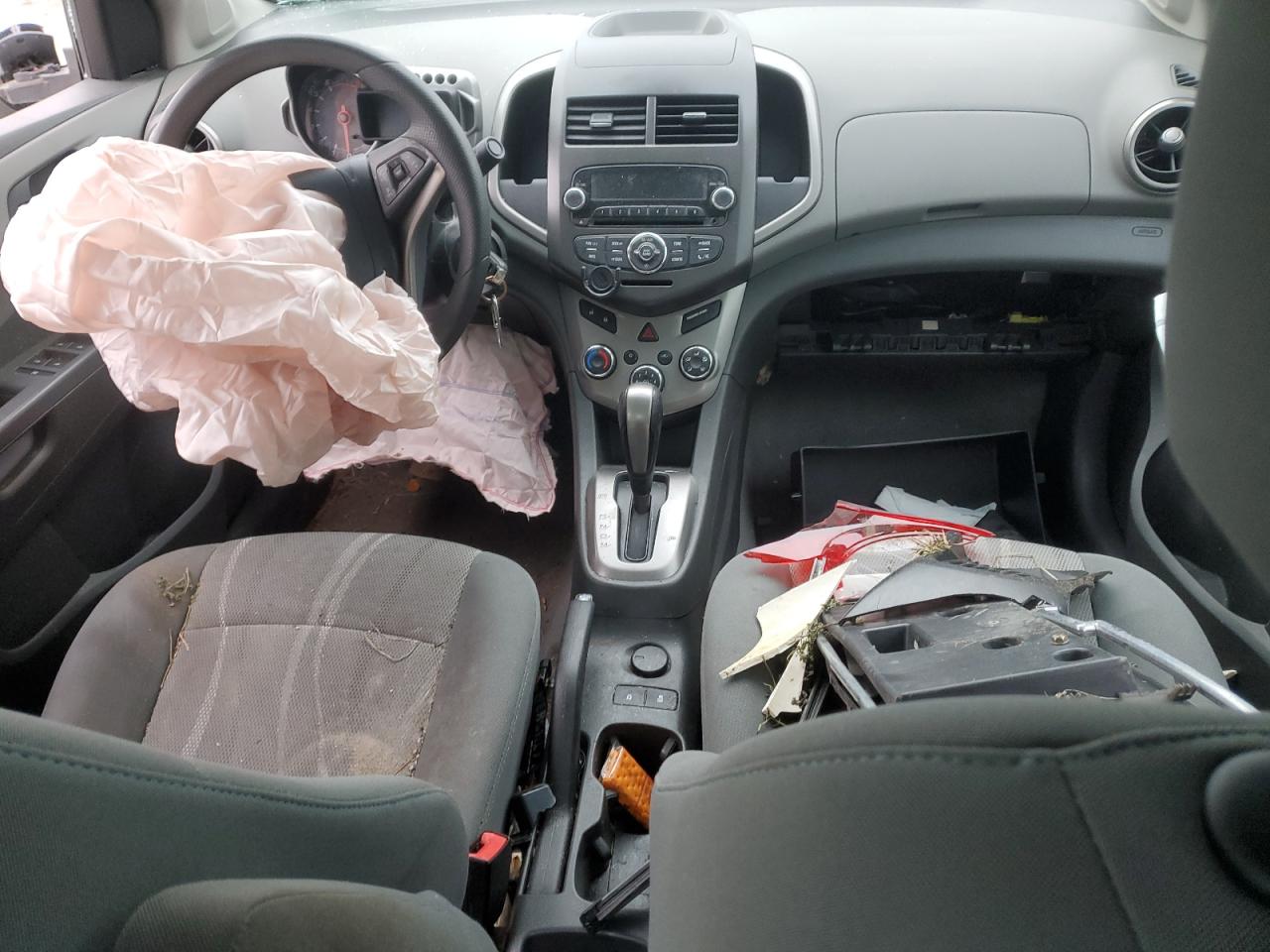 2013 Chevrolet Sonic - Image 8