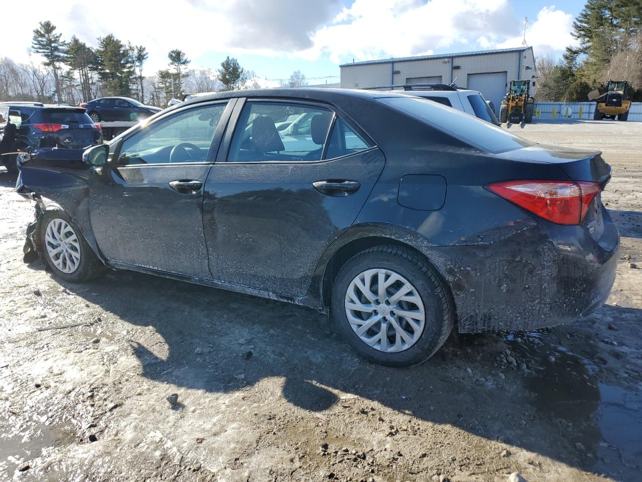 2018 Toyota Corolla - Image 2