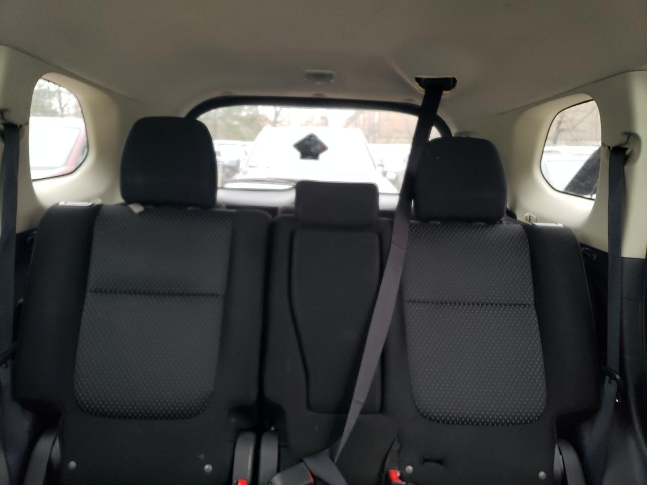 2018 Mitsubishi Outlander - Image 10