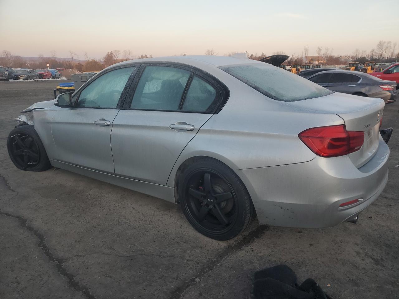 2017 BMW 3er - Image 2
