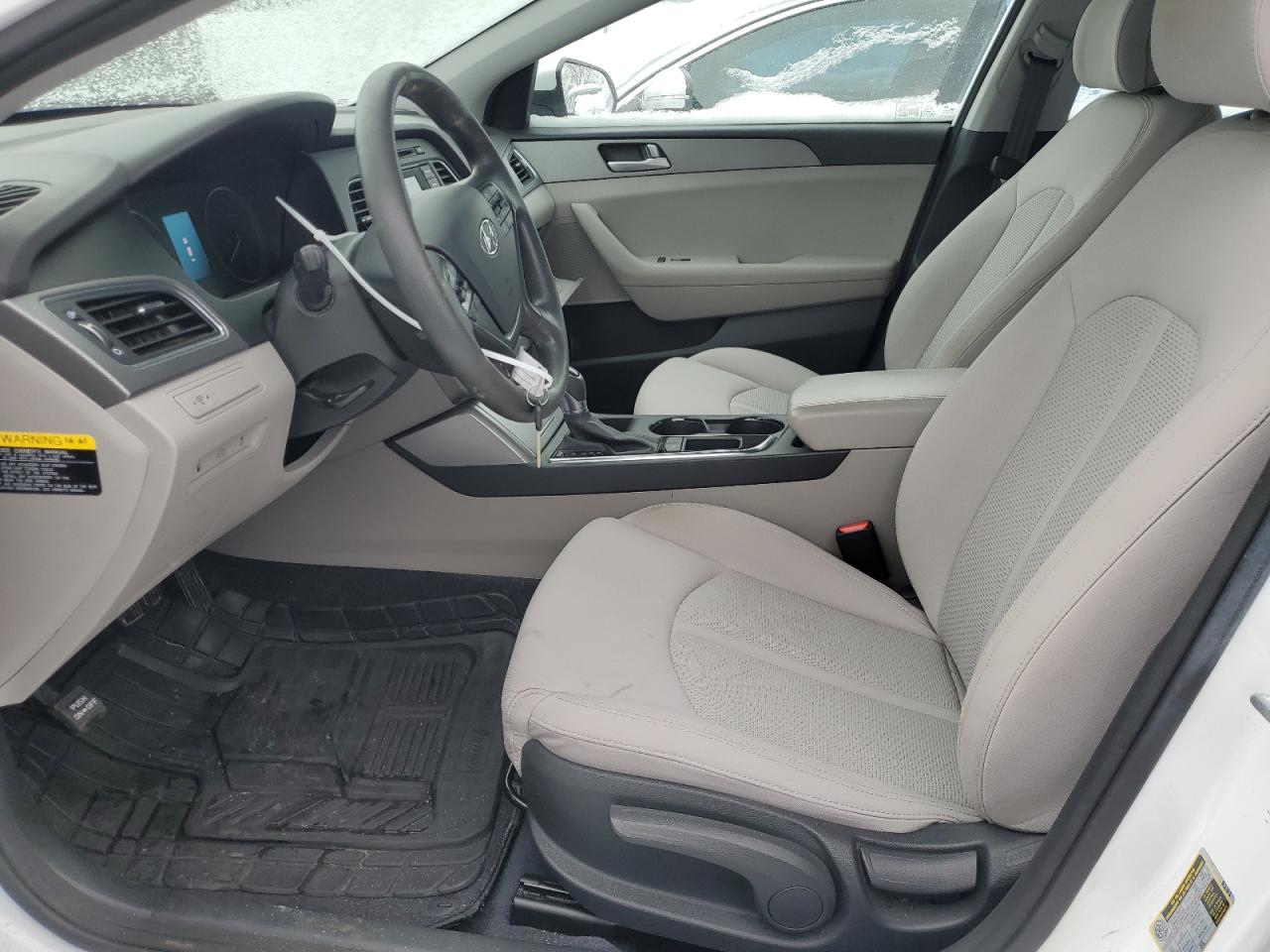 2015 Hyundai Sonata - Image 7