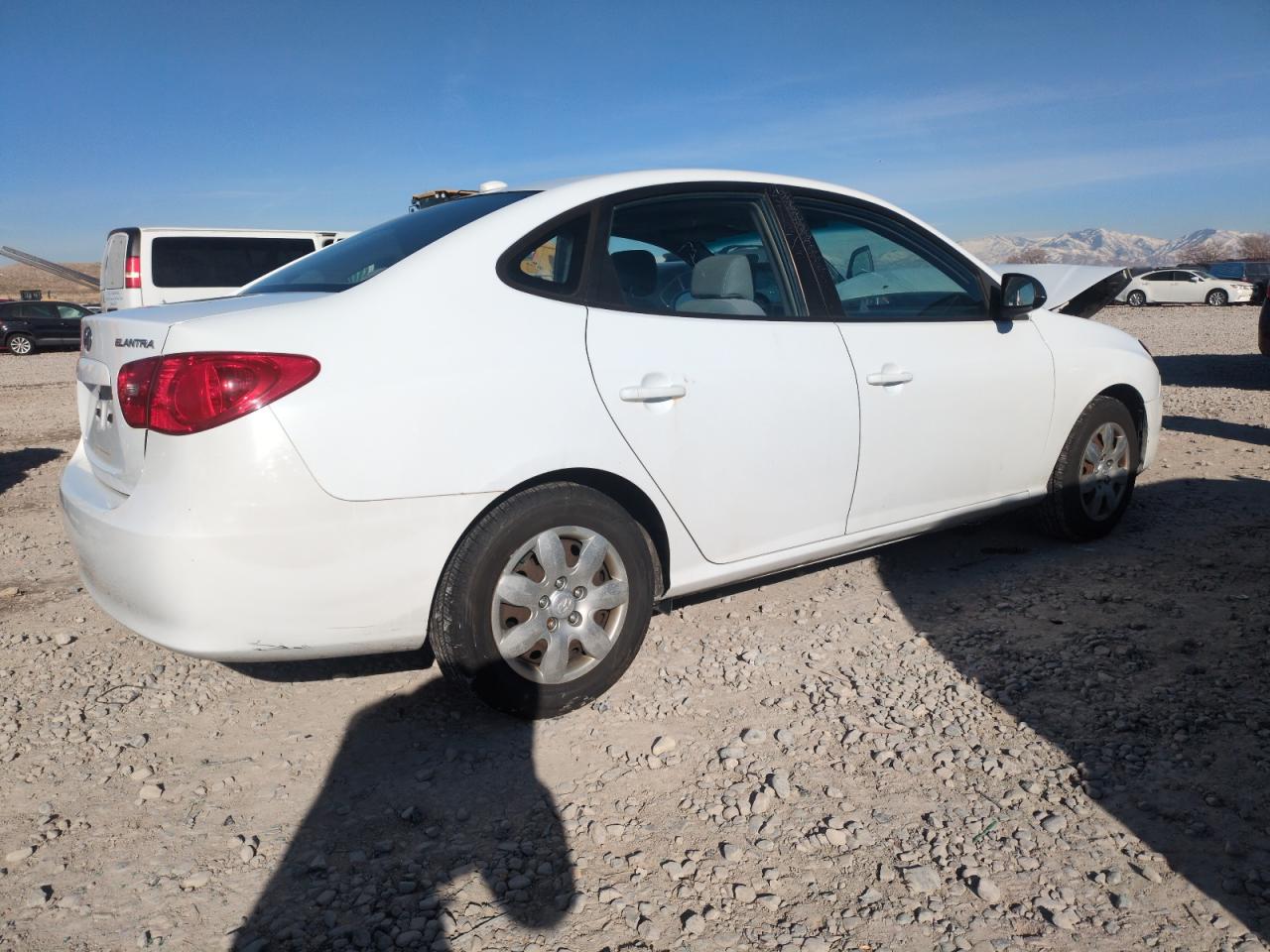 2007 Hyundai Elantra - Image 3