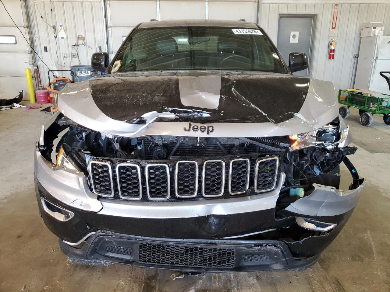 2018 Jeep Grand Cherokee - Image 5