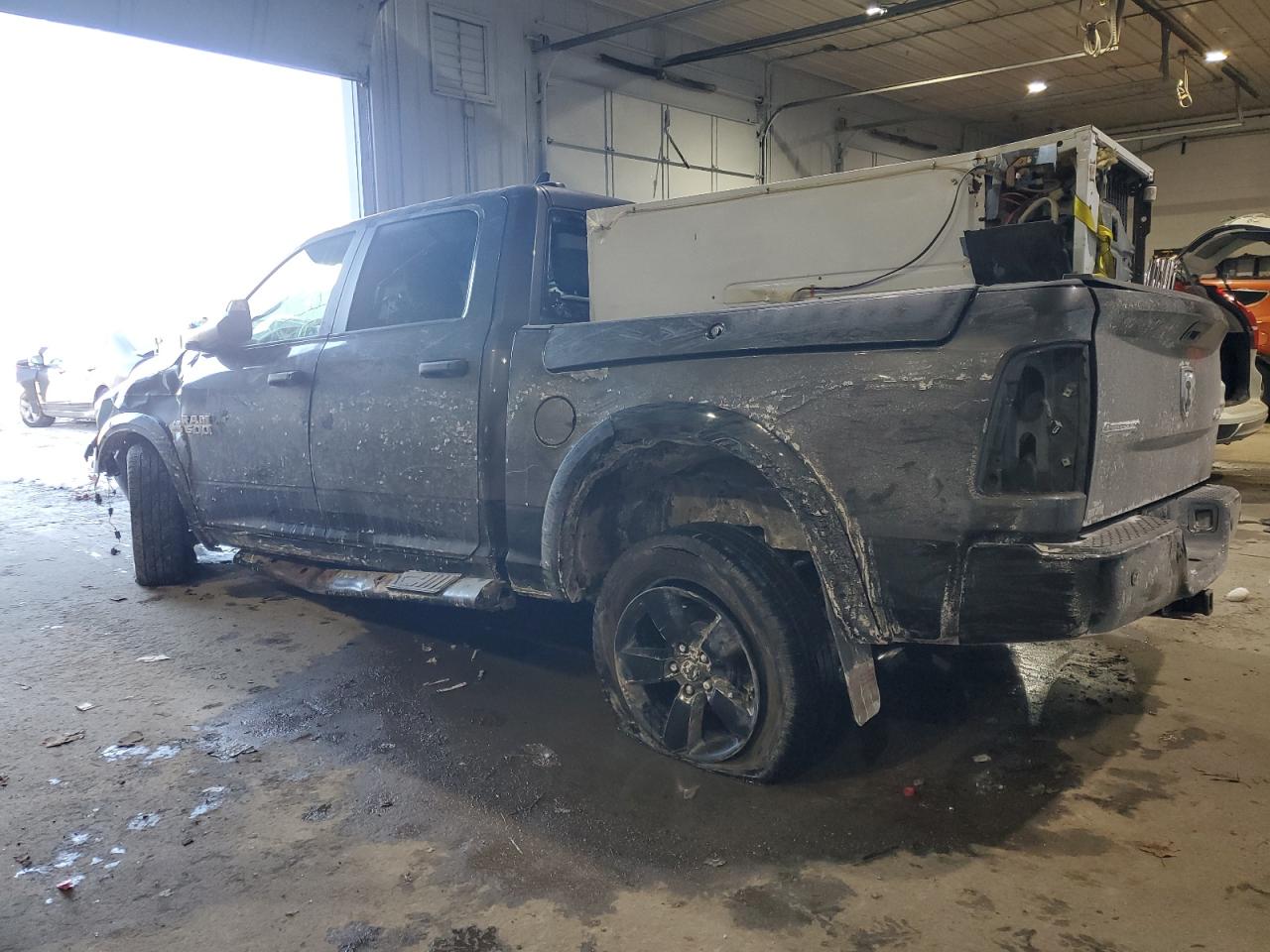 2014 RAM 1500 - Image 2