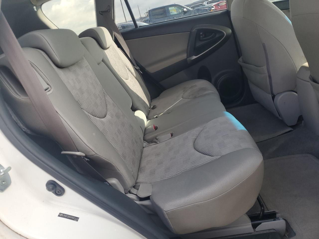 2009 Toyota RAV 4 - Image 11