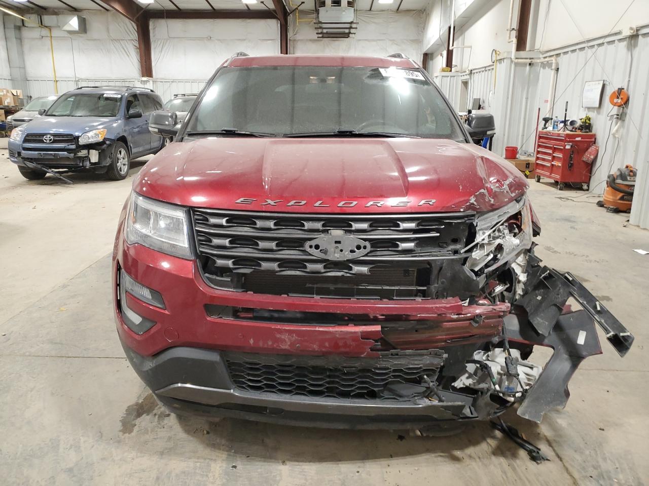 2017 Ford Explorer - Image 5